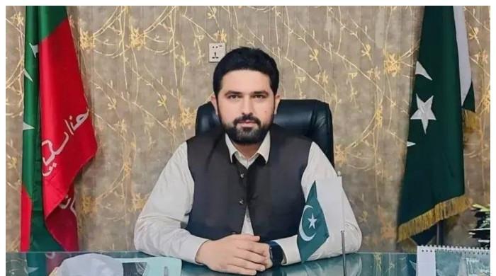 پی ٹی آئی یا ن لیگ جو بھی غلط ہو اخلاقی حدود میں رہ کر ان پر تنقید کریں: سہیل آفریدی