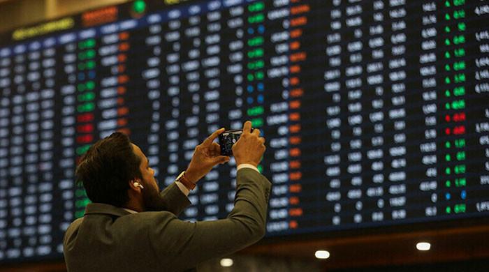 سال 2025 میں پاکستان اسٹاک ایکسچینج کا 100 انڈیکس 58 ہزار 927 پوائنٹس بڑھا 