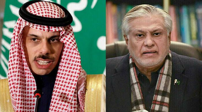 اسحاق ڈار کا سعودی ہم منصب سے رابطہ، خطے میں تنازعات کے حل کیلئے مذاکرات پر زور