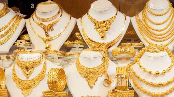 سونے کی قیمت میں مسلسل دوسرے روز بڑا اضافہ، فی تولہ 9200 روپے بڑھ گیا