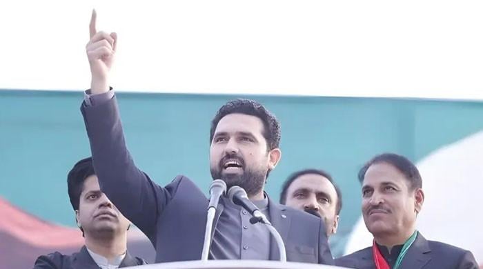 پی ٹی آئی کا کراچی میں تاریخ کا سب سے بڑاجلسہ کرنے کا اعلان