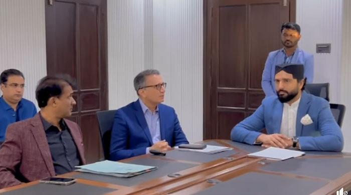 سندھ حکومت کا 22 محکموں کیخلاف کرپشن کی 13 ہزار شکایات پر فوری کارروائی کا فیصلہ