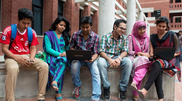 پاکستان اور بنگلادیش کے درمیان تعلیمی معاہدہ طے، 500 بنگلادیشی طلبہ کو اسکالرشپ ملے گی