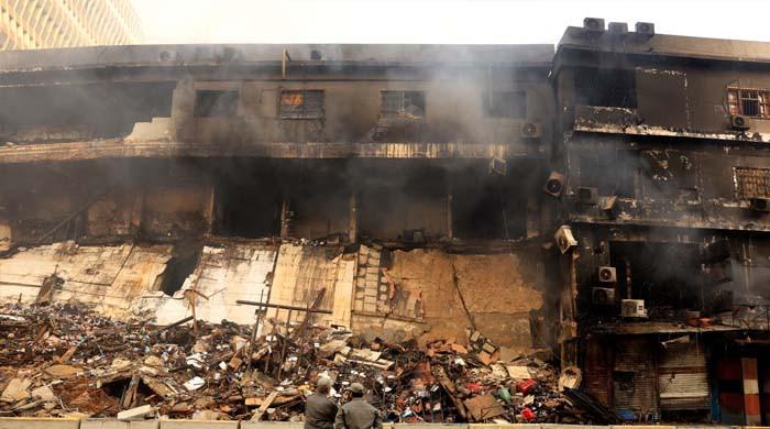 سانحہ گل پلازہ: ہلاکتوں کی تعداد 14 ہوگئی، لاپتا افراد کی تلاش جاری