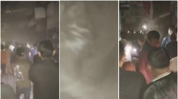 گل پلازہ میں دوران آتشزدگی لوگوں کی باہرکاراستہ تلاش کرنے کی نئی ویڈیو سامنے آگئی