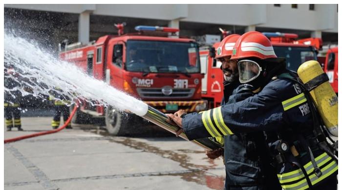 کیپیٹل ایمرجنسی سروسز کے اپنے ہیڈکوارٹر میں بھی فائر سیفٹی میکنزم موجود نہیں، سوالات کھڑے ہوگئے