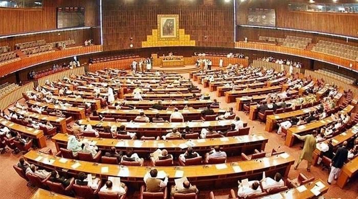 نئے صوبے: فائدہ مند یا نقصان دہ؟