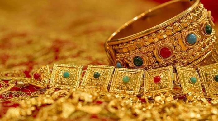 سونے کی قیمت میں 10 ہزار روپے سے زائد کا اضافہ، فی تولہ کتنے کا ہوگیا؟ 