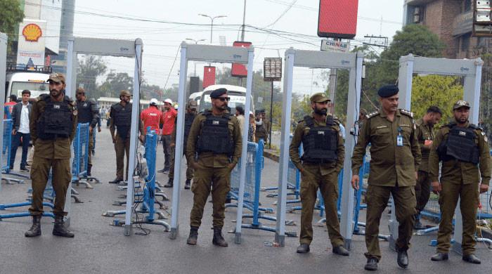 وفاقی آئینی عدالت کی پنجاب پولیس میں بھرتی کیلئے90 سال پرانے میڈیکل رولز پر نظرثانی کی ہدایت