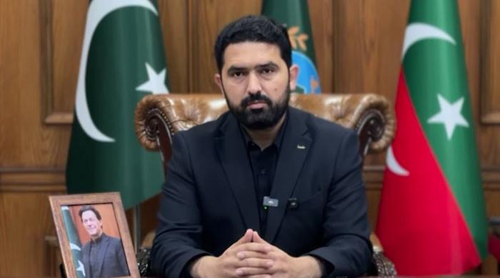 لوگوں کو برفباری میں گھربارخالی کرنے پر مجبور کیا گیا، خیبر میں بسنے والی اقوام کا جرگہ بلا رہا ہوں: سہیل آفریدی