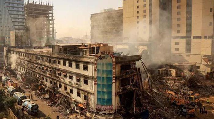 سندھ حکومت کا سانحہ گل پلازہ کی تحقیقات جوڈیشل کمیشن کے ذریعےکرانےکا اعلان