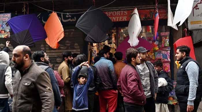 لاہور میں 3 روز کے دوران 54 کروڑ روپے سے زائد کی ڈور اور گڈی فروخت