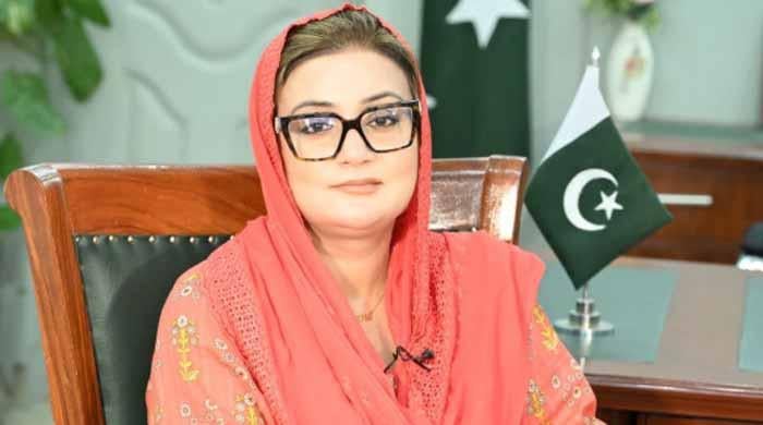 کوئی کسی کو تنگ نہیں کررہا، سب اپنی مستی میں ہیں: عظمیٰ بخاری کا بسنت پر پیغام