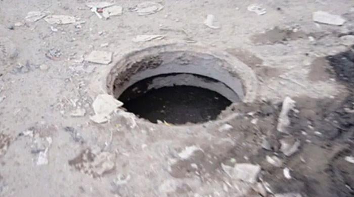 بہاولنگر: 3 سالہ بچہ گندے پانی کے گڑھے میں گرکرجاں بحق