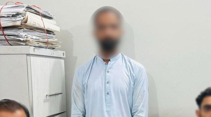 فتنۃ الہندوستان کا بیانیہ پھیلانے والا سرکاری ملازم گرفتار