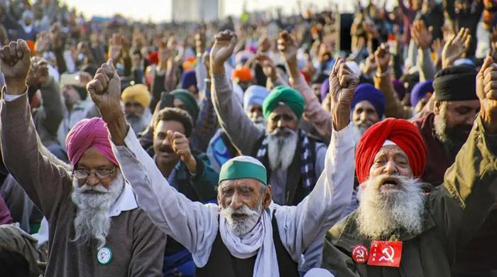 امریکاکیساتھ تجارتی معاہدےکیخلاف بھارتی کسانوں کا ملک گیر احتجاج کا اعلان 