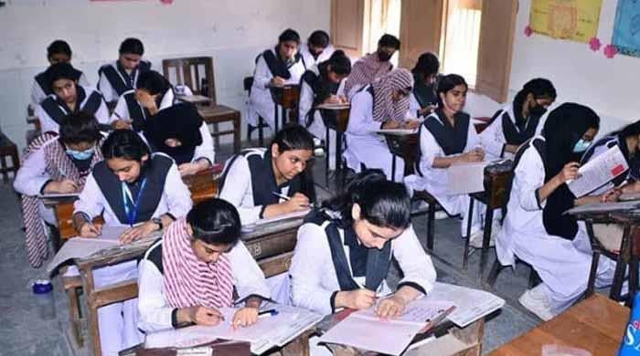 سندھ: سرکاری گرلز کالجز میں فوٹو گرافی پر پابندی عائد