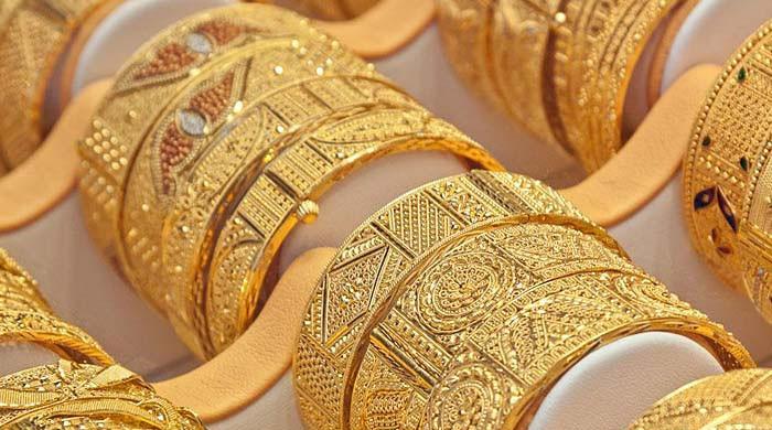 ملک میں سونا آج بھی مہنگا، 2000 روپے تولہ سے زائد کا اضافہ