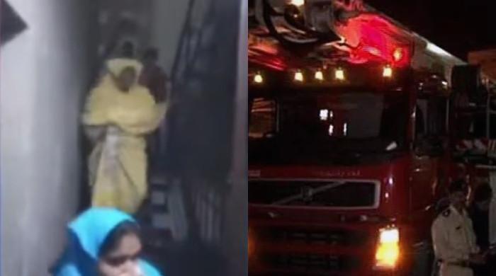 کراچی: بلوچ کالونی پل کے قریب 8 منزلہ رہائشی عمارت میں لگی آگ پر قابو پالیاگیا