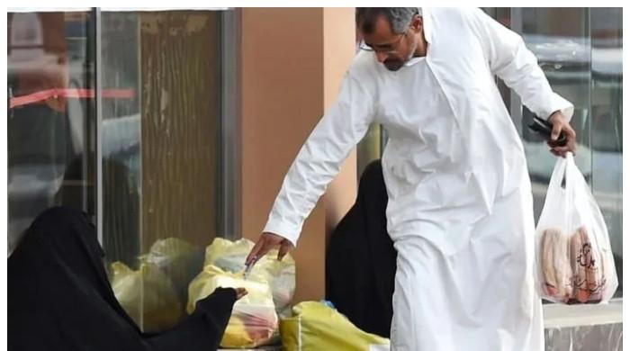 خلیجی ممالک پاکستانی بھکاریوں، چوروں، جعلسازوں کیلئے جنت، 38 ہزار ڈی پورٹ