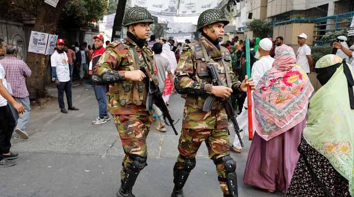 ڈھاکا: ضلع گوپال گنج میں پولنگ اسٹیشن پردستی بم دھماکا، 3 افراد زخمی