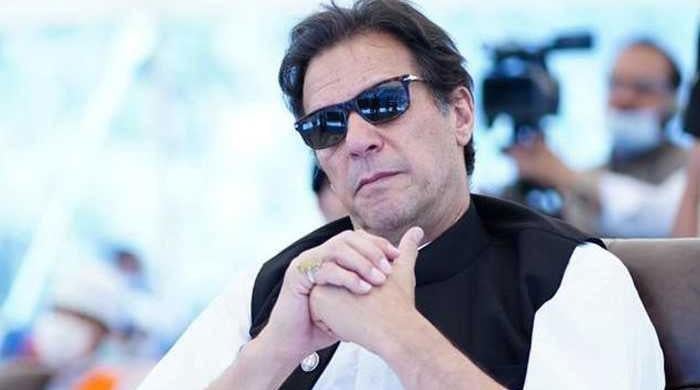 پی ٹی آئی قیادت 9 فروری سے عمران خان کی آنکھوں میں تکلیف سے باخبرتھی، قیادت نے زیادہ اہمیت نہ دی