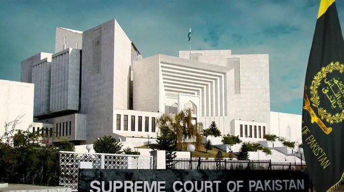 عدالتی فیصلے پر عملدرآمد کیلئے شناختی کارڈ بلاک کرنے کا سندھ ہائیکورٹ کا حکم غیرقانونی قرار