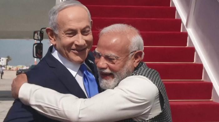 بھارتی وزیر اعظم نریندر مودی سرکاری دورے پر اسرائیل پہنچ گئے