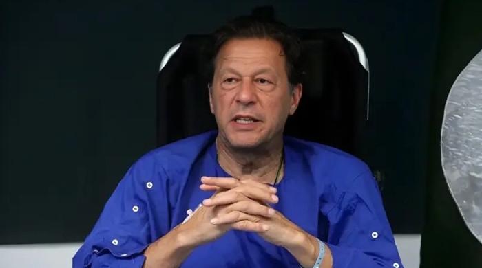 عمران خان کو اسپتال منتقل کیوں نہ کیا جاسکا اور علیمہ خان نے کس پر مخالفت کی؟ اندورنی کہانی سامنے آگئی