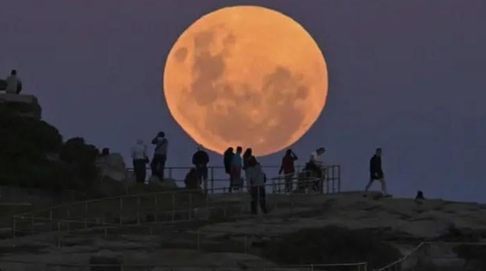 3 مارچ کو مکمل چاند گرہن، کیا نظارہ پاکستان میں کیا جاسکے گا؟