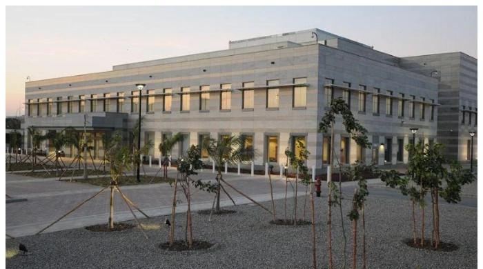 پاکستان میں امریکی سفارتخانے نے آج ویزوں اور امریکن سٹیزن سروسز کی اپائنٹمنٹس منسوخ کردیں