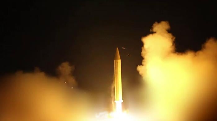 اسرائیل پر ایرانی میزائل حملوں میں ایک ٹن وزنی وارہیڈ لیجانے والے خرمشہر 4 میزائل کا استعمال