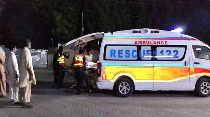 گوادر: مکران کوسٹل ہائی وے پر  2 گاڑیوں میں تصادم، 6 افراد جاں بحق