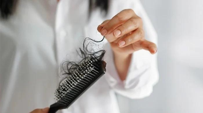 ذہنی تناؤ گنج پن کا شکار کیسے بنا دیتا ہے؟