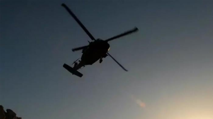 متحدہ عرب امارات میں ہیلی کاپٹر گرنے سے اماراتی فوج کے 2 اہلکار شہید 