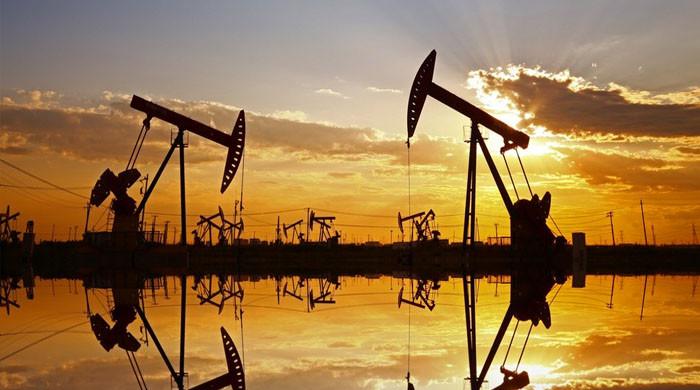 ایران جنگ جلد ختم ہونےکے اعلان کے اثرات، خام تیل کی قیمتیں 8 فیصد گر گئیں