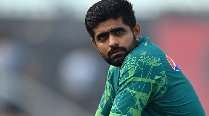  بابر اعظم کا قومی ٹیم کی مینجمنٹ کی ہدایت پر کچھ دیر کرکٹ سے آرام کا فیصلہ 