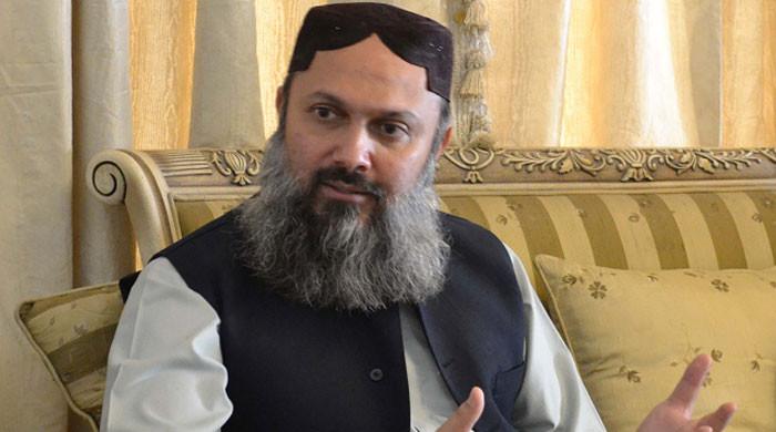 ہمارے پاس بحیرہ احمر اور فجیرہ کے سمندری راستے ہیں جس سے ایکسپورٹ متاثر ہونے سے بچا رہے ہیں: وزیرتجارت