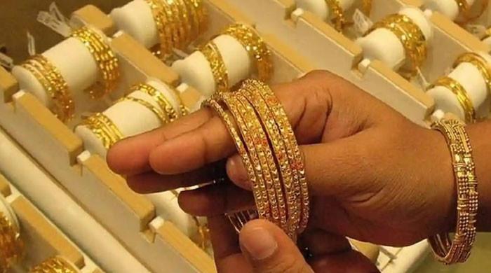 ملک میں فی تولہ سونےکی قیمت میں ریکارڈ کمی، ایک دن میں 43 ہزار 600 روپے سستا ہوگیا