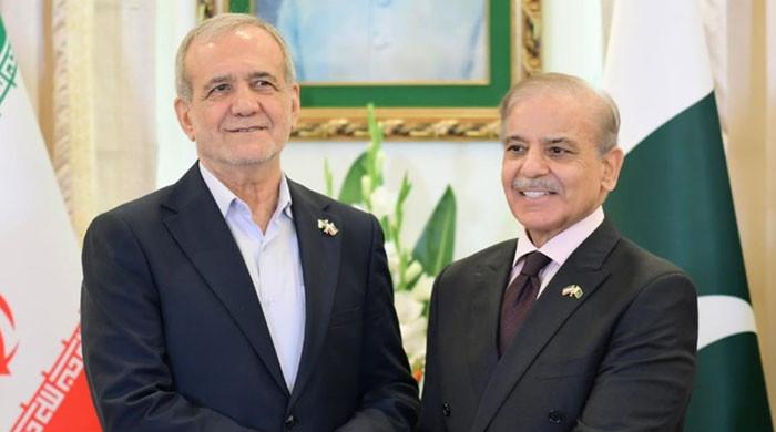 وزیراعظم کا ایرانی صدر سے ٹیلیفونک رابطہ، ایرانی عوام سے اظہار یکجہتی اور قیمتی جانوں کے ضیاع پر دکھ کا اظہار