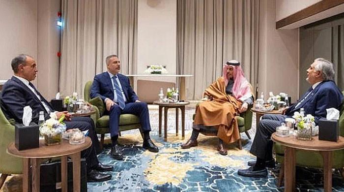 ایران جنگ: سفارتی سرگرمیاں تیز، پاکستان کی میزبانی میں سعودی، ترک اور مصری  وزرائےخارجہ کی اہم بیٹھک کل ہوگی