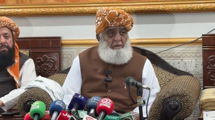 پیٹرولیم مصنوعات میں اضافے نے ہر فرد کو ہلا کر رکھ دیا، فضل الرحمان کا جمعے کو احتجاج کا اعلان