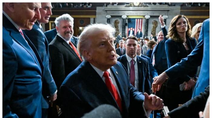 سویلین تباہی کی دھمکی ثبوت ہے ٹرمپ عہدےکیلئے فٹ نہیں،کانگریس اراکین کا صدر کو ہٹانے کا مطالبہ