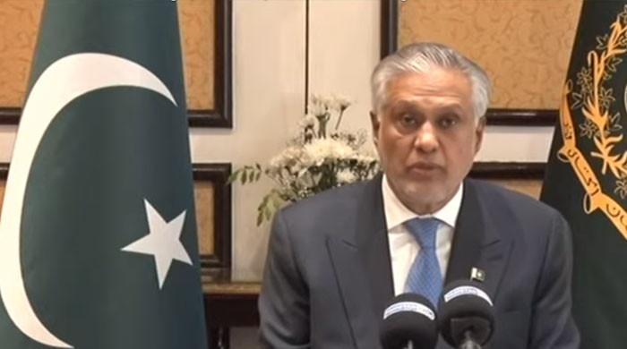 ایران امریکا مذاکرات 24 گھنٹے جاری رہے، پاکستان مذاکرات کے فروغ کیلئے کردار ادا کرتا رہا ہے: اسحاق ڈار