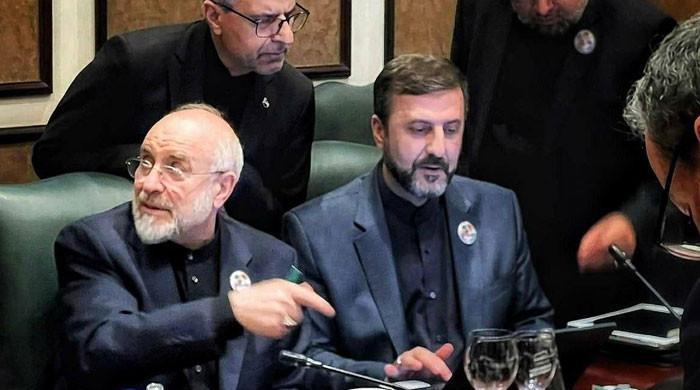 ہم تیار ہیں، مذاکرات کا دوسرا دور ہو تو پاکستان ہماری ترجیح ہے، ایرانی حکام