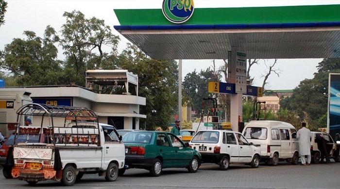 آئل کمپنیز کا ڈیزل کی قیمتوں کے فارمولے پر تحفظات کا اظہار، سپلائی نظام خطرے میں پڑنے کا خدشہ