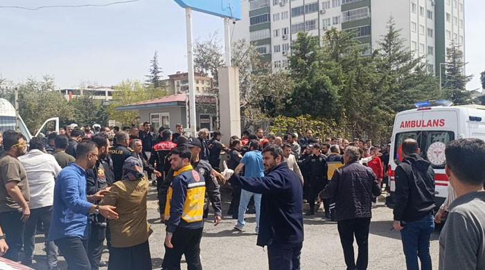 ترکیےکے ایک اسکول  میں فائرنگ  سے 9 افراد ہلاک اور 13 زخمی ہوگئے