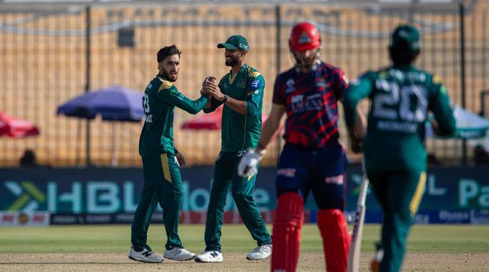 پی ایس ایل 11: ملتان سلطانز نےکراچی کنگز کو 11 رنز سے ہرادیا