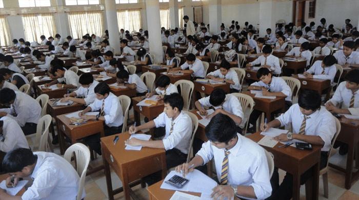 کراچی: نویں جماعت کا انگلش کا پرچہ بھی امتحان سے قبل آؤٹ، پرچہ سوشل میڈیا پر وائرل 