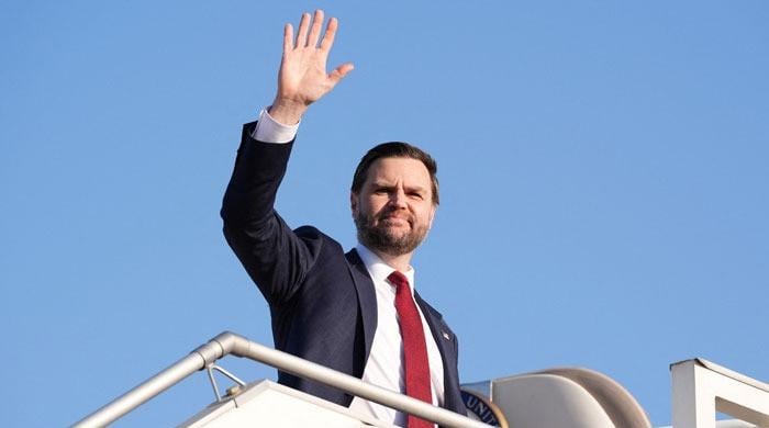 ایران-امریکا مذاکرات: ایران کے جواب نہ دینے پر امریکی نائب صدر کا دورہ پاکستان مؤخر، امریکی میڈیا کا دعویٰ